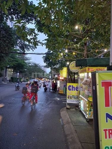 Cần tuyển 02 nhân viên nữ bán Cafe mang đi