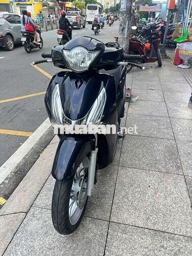 Honda SH 150 2015 mới 90% Bstp chính chủ