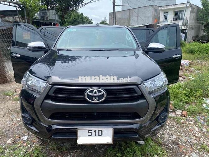 Toyota Hilux 2021 2.4E 4x2 AT - 90000 km