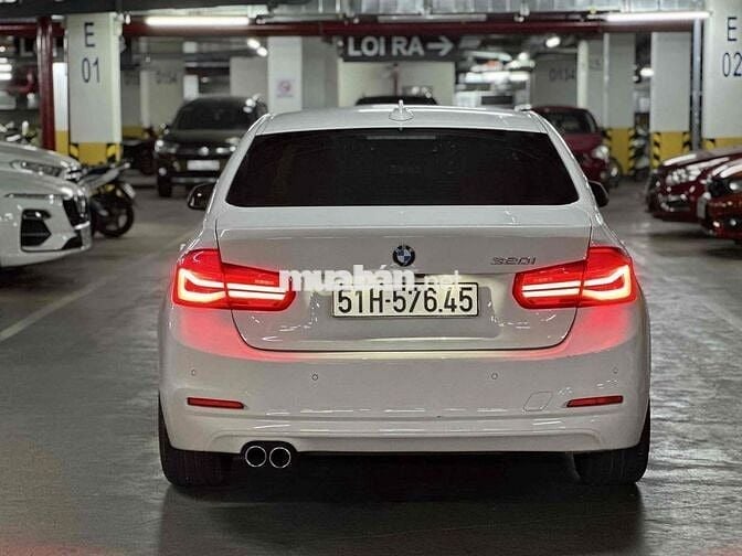 BMW 3 Series 2***0 km