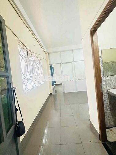 CĂN HỘ 1 PHÒNG NGỦ TÁCH BẾP FULL NỘI THẤT CÓ CỬA SỔ TRỜI SIÊU THOÁNG