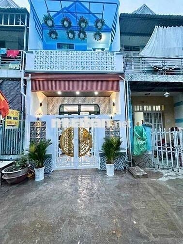 ✅Cần bán gấp nhà sau chợ bình chánh. dt: 5x18m2. giá 95