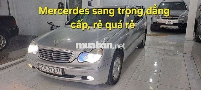 Xe mercedes C200 rất đẹp chạy rất êm đẳng cấp