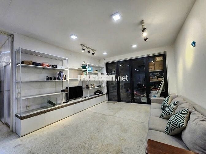 NHÀ ĐẸP HIỆP BÌNH CHÁNH KHU VIP BÊN SÔNG - 93M2 GIÁ CHỈ 8.5 TỶ.  Hiếm