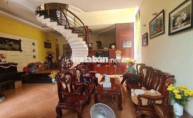 BIỆT PHỦ 4T/SD290M² MT CHỢ HẬU GIANG ĐƯỜNG 8M THÔNG