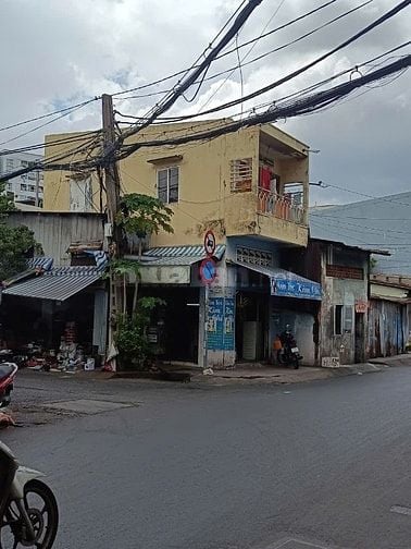 Nhà 2 mặt tiền mua bán kinh doanh làm văn phòng 