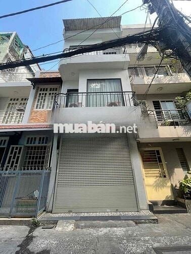 Cho thuê nhà Hẻm Xe Hơi Trệt 2 Lầu Full Nội Thất , Q1