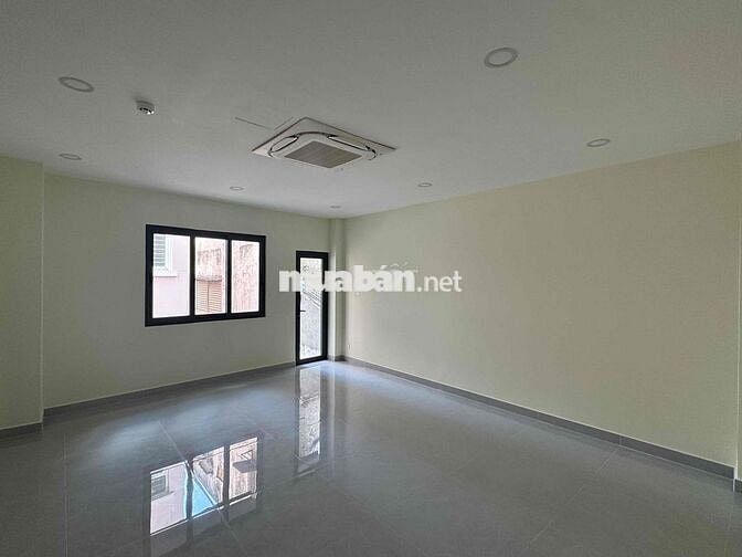 Mặt tiền đường Cù Lao Phường 2 Quận Phú Nhuận