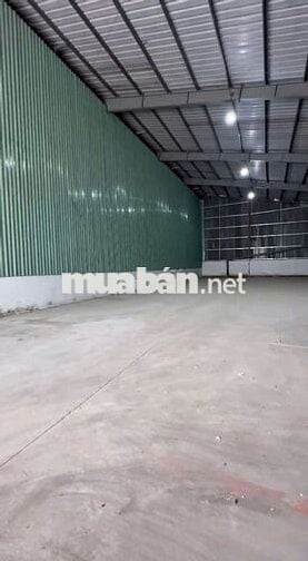 Kho diện tích 700m2 cần cho thuê gấp với giá rẻ ở Nguyễn Bình