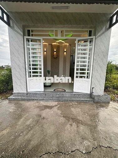 Nhà Cấp 4 Xây Kiên Cố, Full Nội Thất Ngay Ngã Ba Tân Kim Sổ Hồng Riêng
