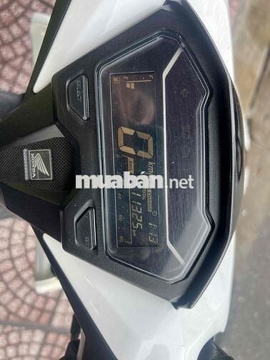mới về click (thái)trắng tuyết xe zin hết mới tin