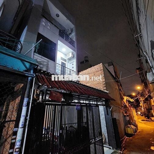 Cho thuê nhà nguyên căn, 1 trệt 2 lầu 2wc 5pn, dtsd 133m2