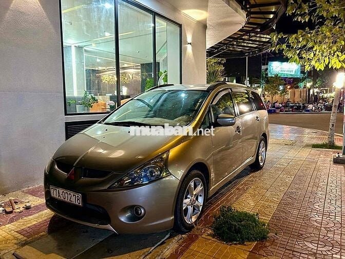 Mitsubishi Grandis 2008 - xe đẹp zin
