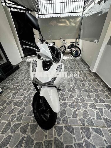 Cần bán SH160 đăng ký 12/2023