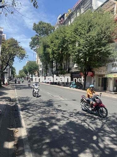 Mặt tiền VIP NGUYỄN TRÃI bán gấp.