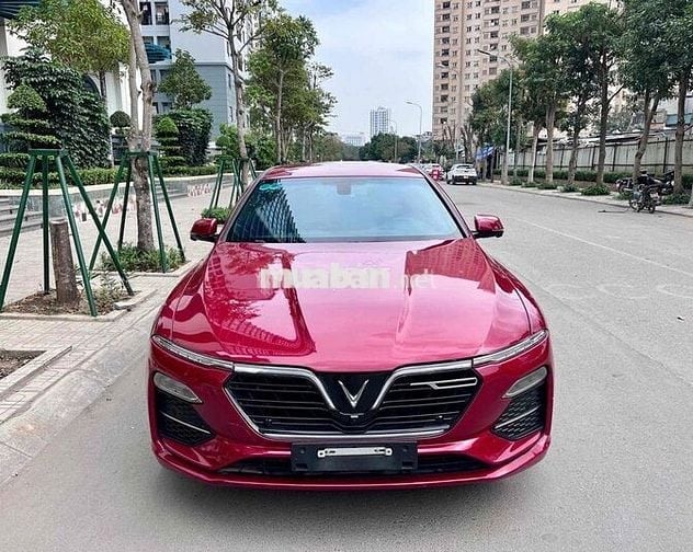 VINPFAST LUX A2.0PLUT