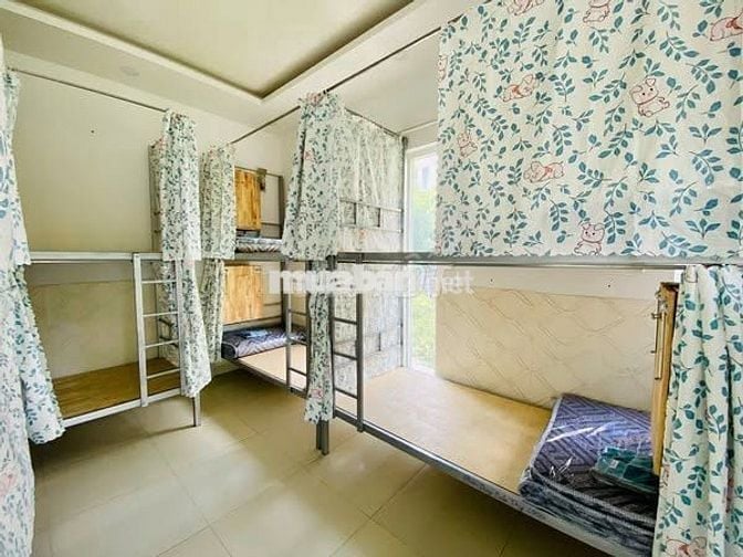 KÝ TÚC XÁ NẰM NGAY TRONG KHUÔN VIÊN QUANG TRUNG DÀNH CHO HS SV