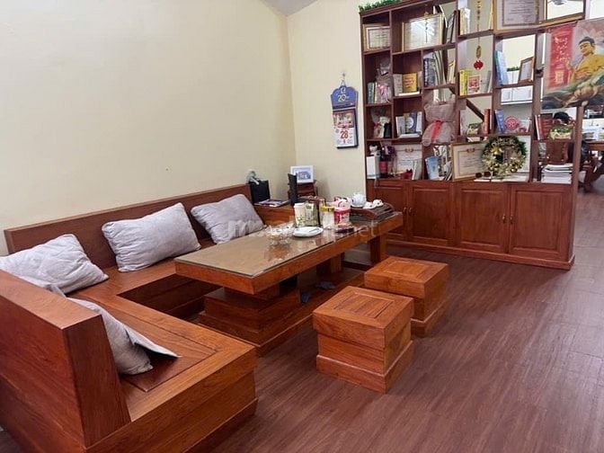 BÁN NHÀ MAN BỒI GỐC GĂNG BA LA HÀ ĐÔNG 51.6M2