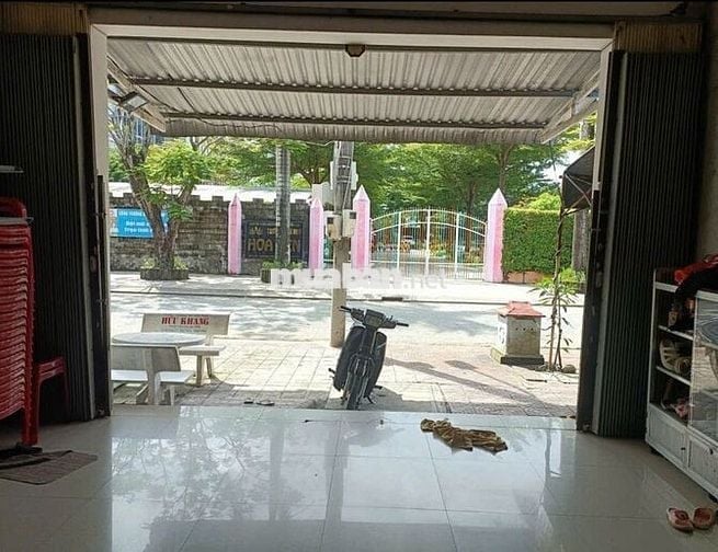 Hàng Ngộp Cần bán Nhanh Căn nhà Gần Chợ Việt Kiều 750tr Sổ Hồng Riêng