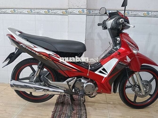 Puture X ,xe máy zin 100%, còn đẹp,bs65