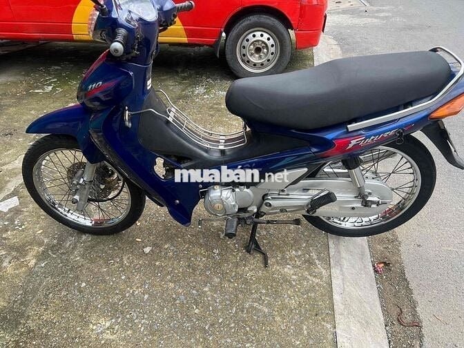 cần bán Future1 2000 máy thái.