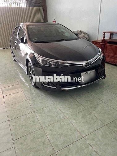 Trả 200tr Corolla Altis 2020 1.8E CVT - 15000 km