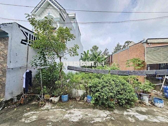 Đất 140m2 gần chợ Dĩ An 1 phường Tân Đông Hiệp Tp Dĩ An