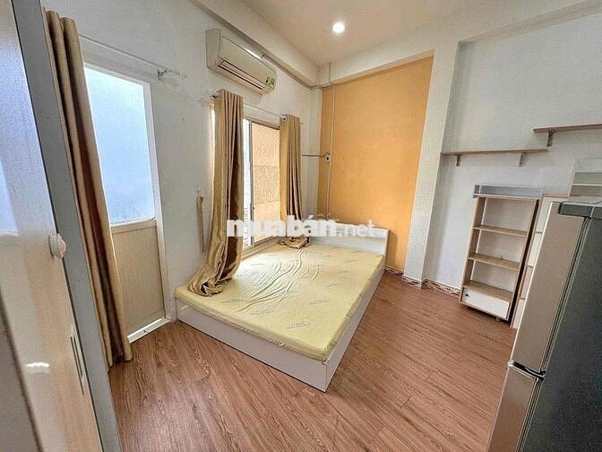 🌃Cho thuê Stu bancol, cửa sổ, khu ẩm thực Phan Xích Long, Vạn Kiếp