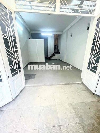 Nhà HXH Nguyễn Bặc F3, 4x10m, 3 lầu , 4pn 3wc giá 16.5tt