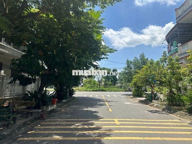 MẶT TIỀN ĐÔ ĐỐC BẢO, HOÀ XUÂN- 90M2- NGANG 5M- DÒNG TIỀN ~5 TRIỆU/ TH