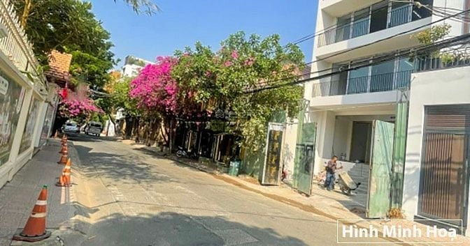 Bán lô đất mặt tiền Lê Văn Miến Thảo Điền, vị trí Vàng, 1037m2 đất
