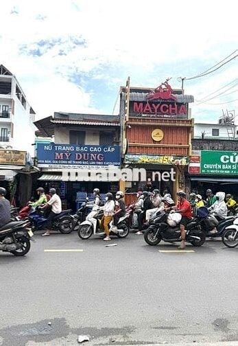 Nhà mặt tiền 2 tầng 39 Nguyễn Văn Nghi khu kinh doanh sầm uất