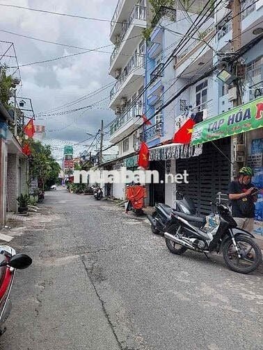 Bán nhà C4 Dương Quảng Hàm | 125m2 A4 | 15.6 Tỷ | Hxh 1/ cách MT 50m