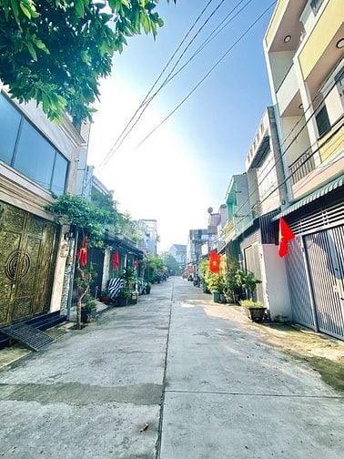 BÁN NHÀ BÌNH TÂN - HẺM XE HƠI - GẦN AEON - 64m2 - 2TẦNG - CHỈ 6.X TỶ