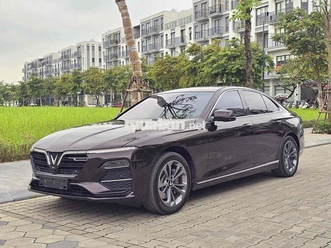 VinFast Lux A2.0 2019 Plus 2.0 AT - 40000 km