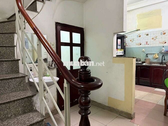 Nhà Tân Kỳ Tân Quý, 57m², 4 Tầng, 3 PN, mặt tiền, Giá chỉ hơn 5 tỷ