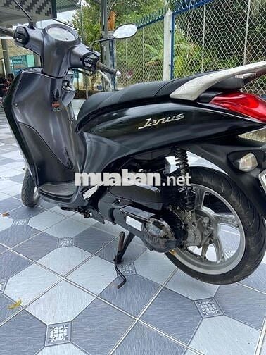 Janus 2017 ngây chủ chạy  23000 km máy êm zin  ngo