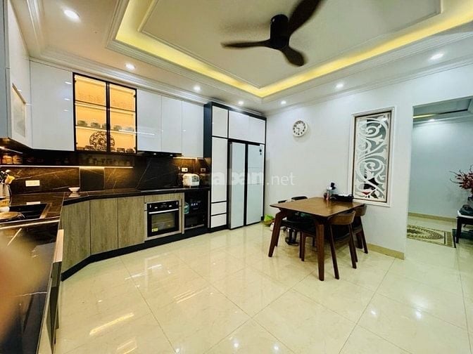 VIP HÀM NGHI - 6 TẦNG HIỆN ĐẠI - GARA ÔTÔ - PHÒNG NGỦ MASTER KHÉP KÍN