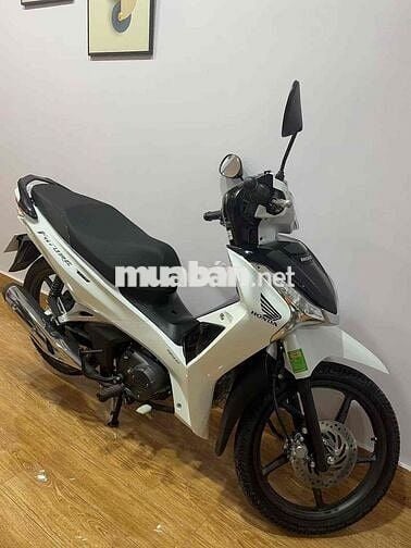 xe mới mua do k còn nhu cầu nữa muốn bán