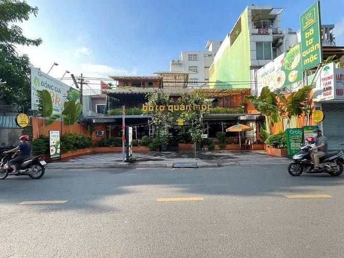 Bán gấp nhà 350m2 đường Tô Hiến Thành, Quận 10