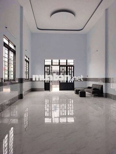 Cho thuê nhà Mặt tiền Bà Điểm gần Chợ Đầu Mối Hóc Môn.