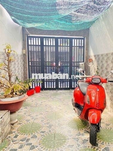 🏘️ Nhà 2 Lầu 3 phòng mới keng,sân thượng, hẻm xe hơi thông, T,Chánh