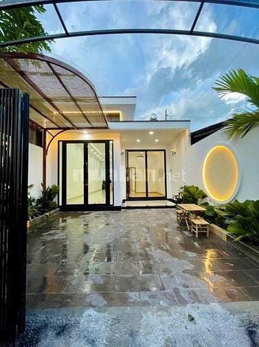💥VILLA HIỆN ĐẠI MỚI HOÀN THIỆN - VỊ TRÍ ĐẸP TẠI HÓC MÔN 6 X 21M 