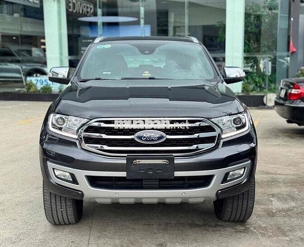 Cần bán Everest Titanium 2.0L Biturbo 2 cầu 2019