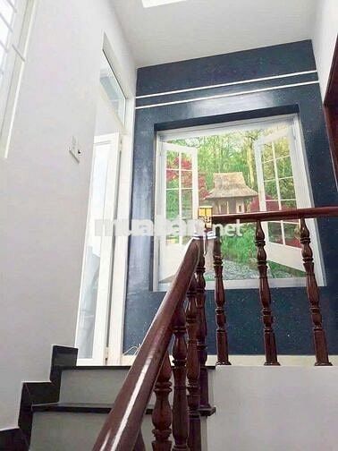 Nhà Thuê : Đường Lê Văn Quới ,1 Lầu Mới Đẹp. (HXH)