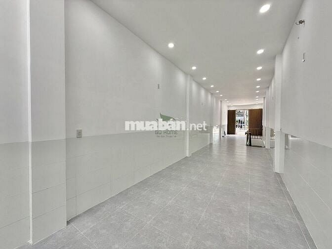 CHO THUÊ MẶT BẰNG 142M2 HẦM SIÊU RỘNG LÊ HỒNG PHONG GIÁ 12 TRIỆU/THÁNG
