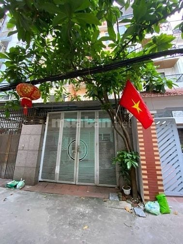Cho thuê nhà ngõ 465/49, SN 11, phố Đội Cấn, Ba Đình