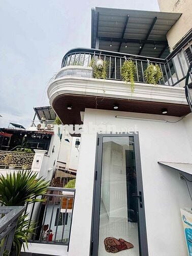 NHÀ NGUYÊN CĂN MỚI 3PN 4Wc Ngay Khu Phan Xích Long, Vị trí Vip hẻm oto
