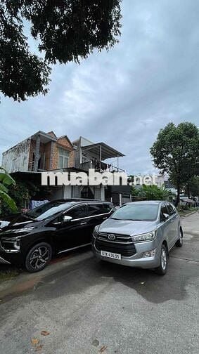 Toyota Innova 2017 2.0G - 109000 km