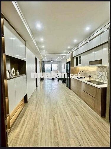 Chung cư Trịnh Đình Cửu, Hoàng Mai mặt phố oto tránh ngày đêm